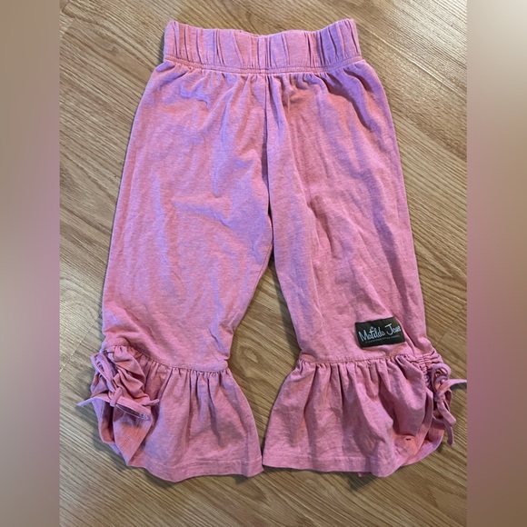 Matilda Jane Capri Ruffle Pants Size 8 - Picture 1 of 4